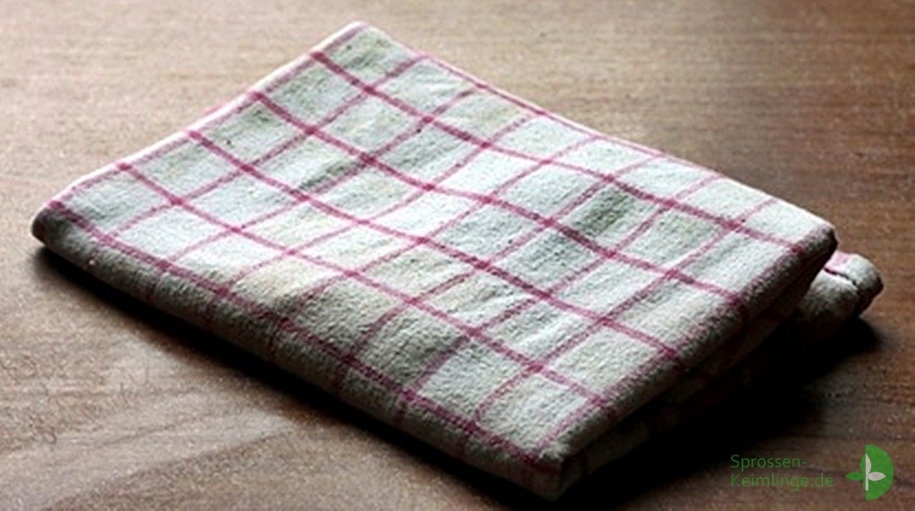 Handtuch mit quadratischem Muster